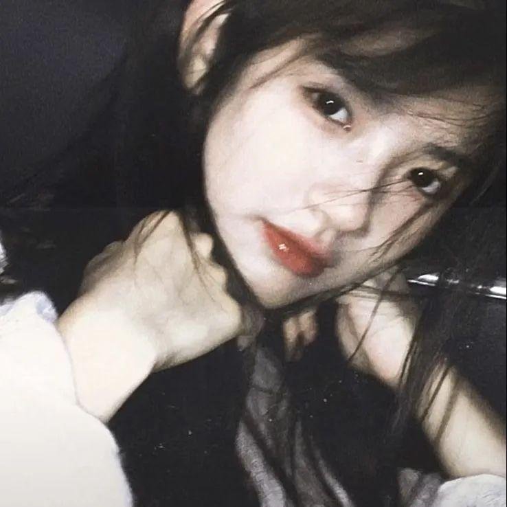 32颗药丸：我姐姐的自杀